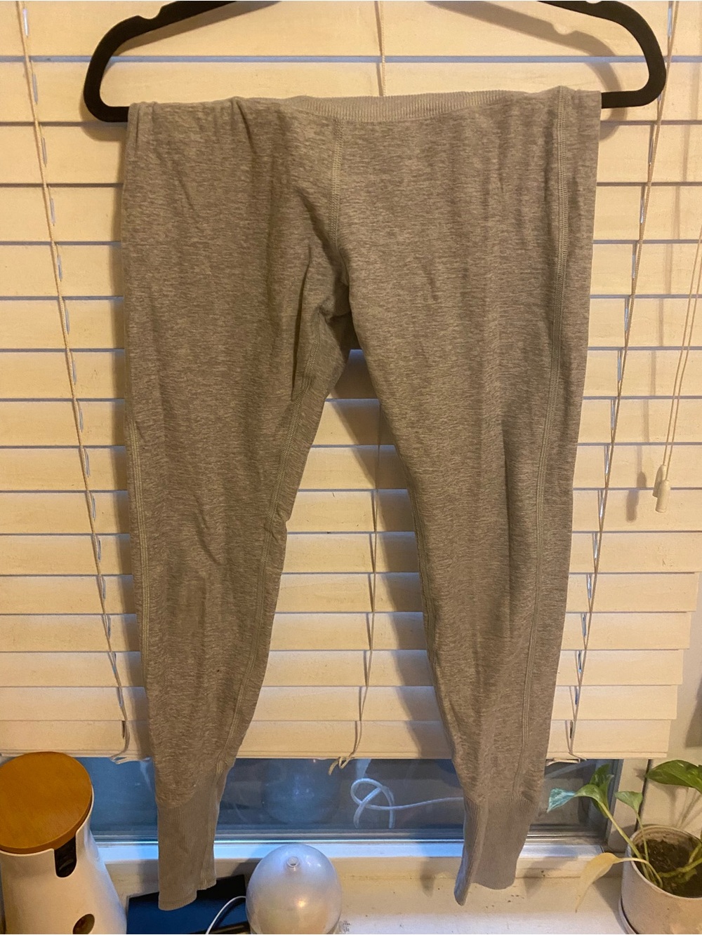 ALO Yoga Light Gray Seamless Leggings